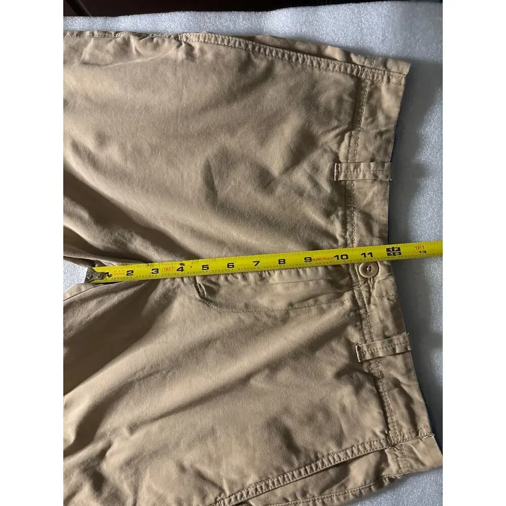 Roundtree & Yorke Casuals Flat Front Bermuda Khaki Shorts 30 Vacation Academia